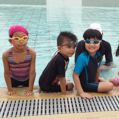 Kids-swimming-lesson at Sgswimkid