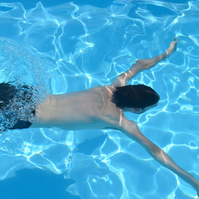 The-ultimate-guide-to-swimming-techniques at pool